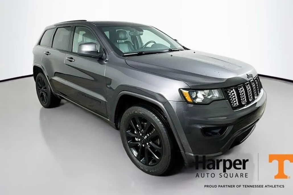 2020 Jeep Grand Cherokee Altitude photo 1