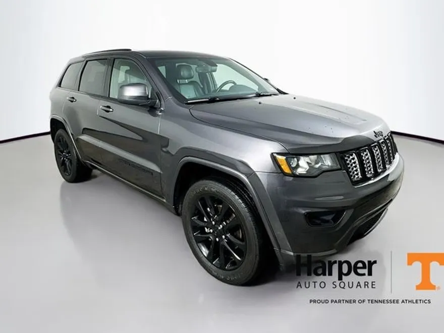 2020 Jeep Grand Cherokee Altitude photo 1