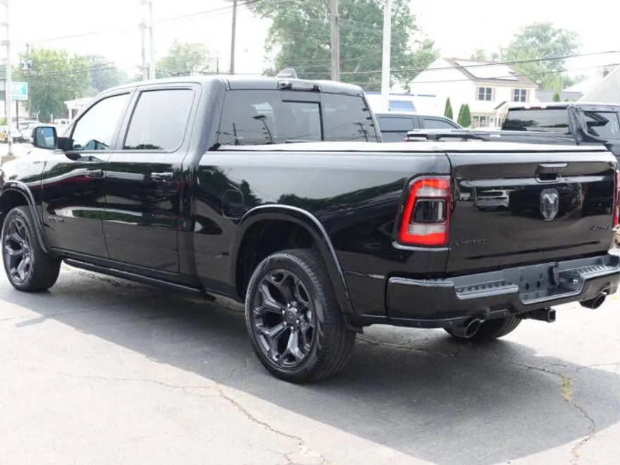 2023 Ram 1500 Limited photo 1