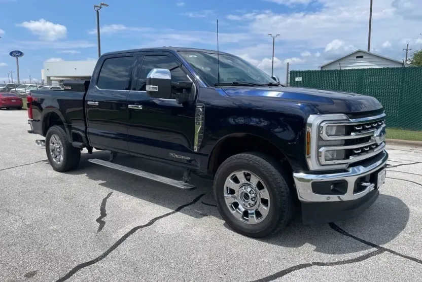2024 Ford F-250 photo 1