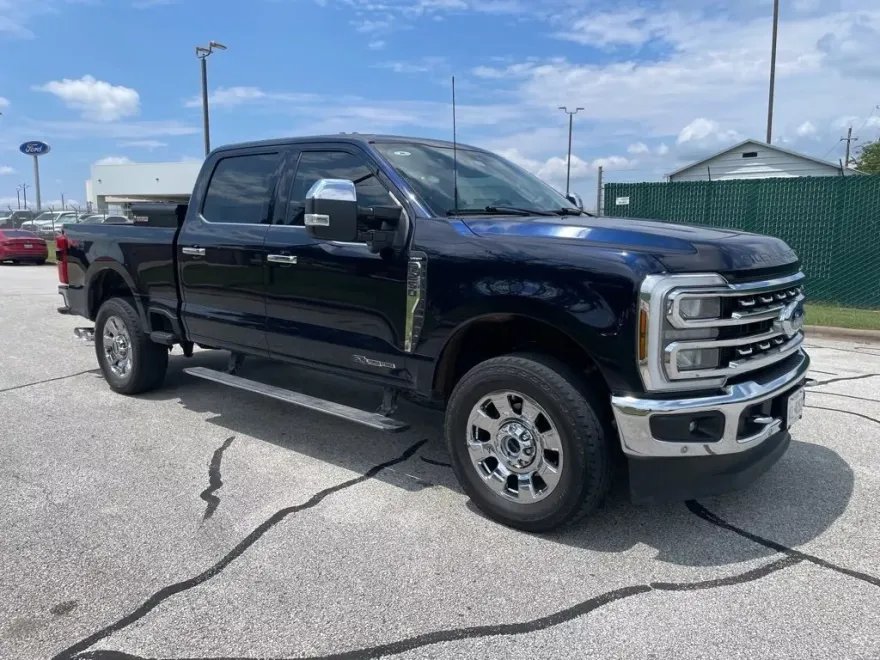 2024 Ford F-250 photo 1