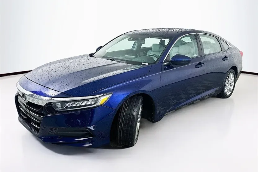 2019 Honda Accord LX photo 1