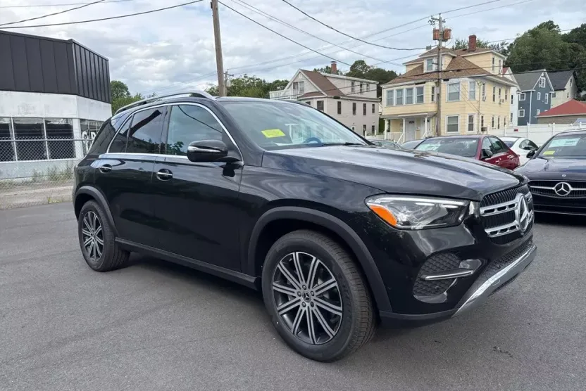 2026 Mercedes Benz GLE 350 4MATIC photo 1