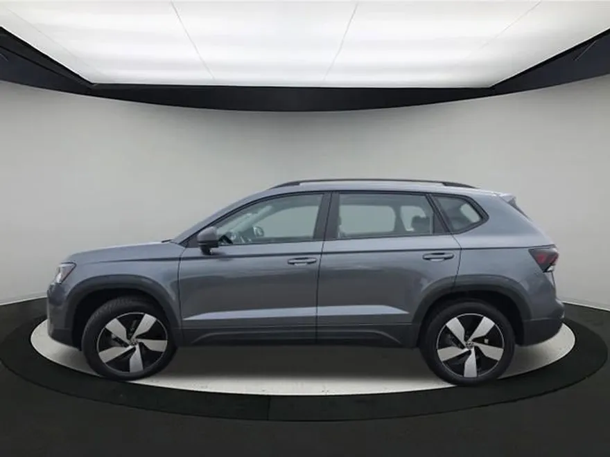 2025 Volkswagen Taos S photo 1