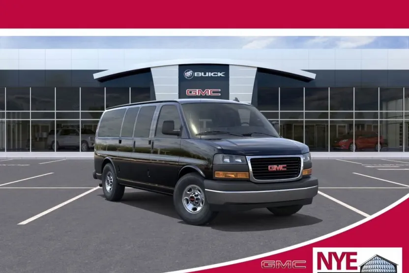 2025 Gmc Savana Passenger 2500 LT photo 1