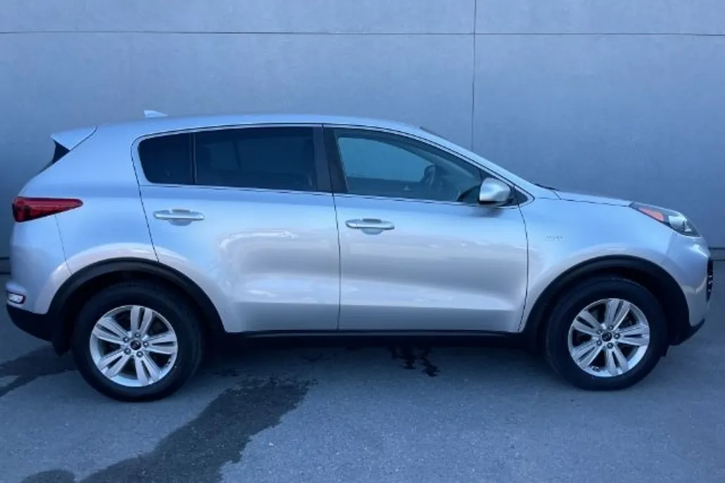 2017 Kia Sportage LX photo 1