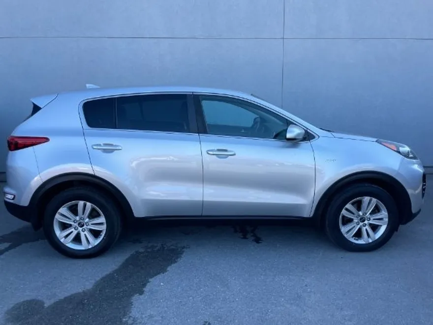 2017 Kia Sportage LX photo 1