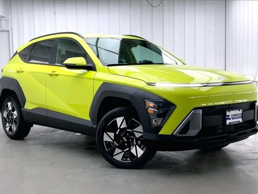 2025 Hyundai Kona SEL photo 1