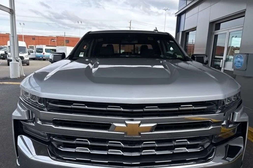 2019 Chevrolet Silverado 1500 LTZ photo 1