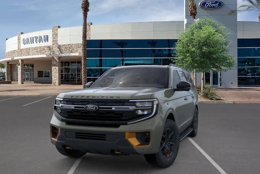 2025 Ford Expedition photo 1