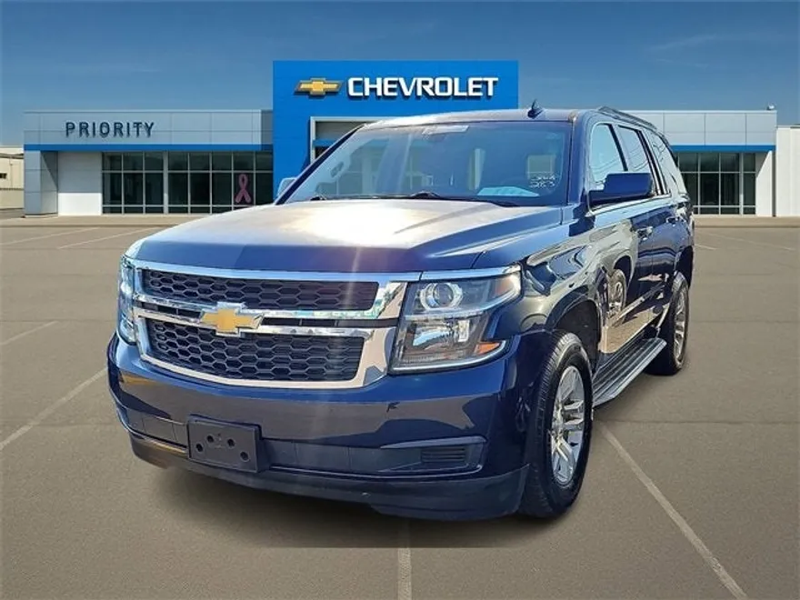 2017 Chevrolet Tahoe LS photo 1