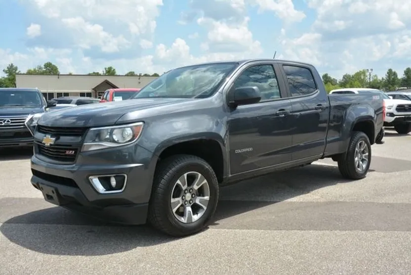 2017 Chevrolet Colorado Z71 photo 1