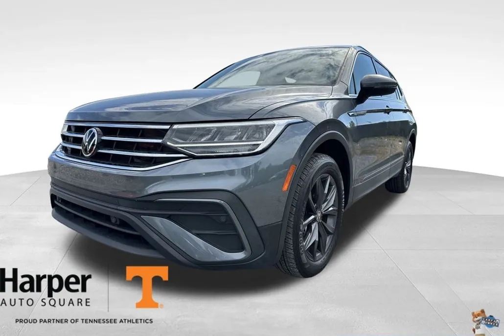 2022 Volkswagen Tiguan SE photo 1