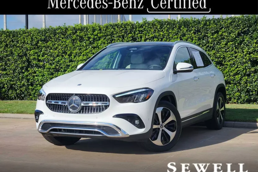 2025 Mercedes Benz GLA 250 photo 1