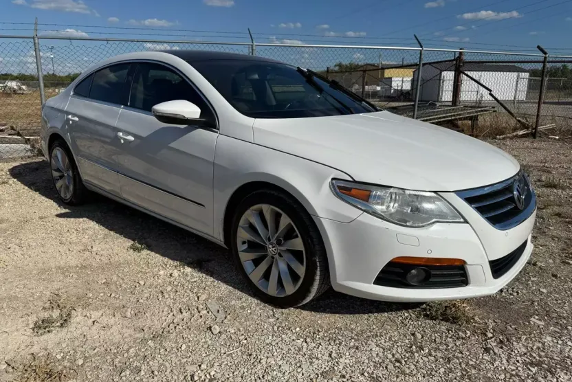 2010 Volkswagen CC VR6 Sport photo 1