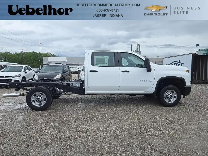 2025 Chevrolet Silverado 2500HD photo 1