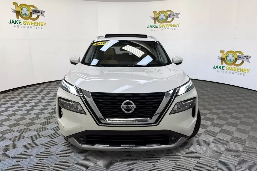 2021 Nissan Rogue Platinum photo 1