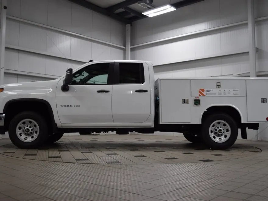 2025 Chevrolet Silverado 3500HD Work Truck photo 1