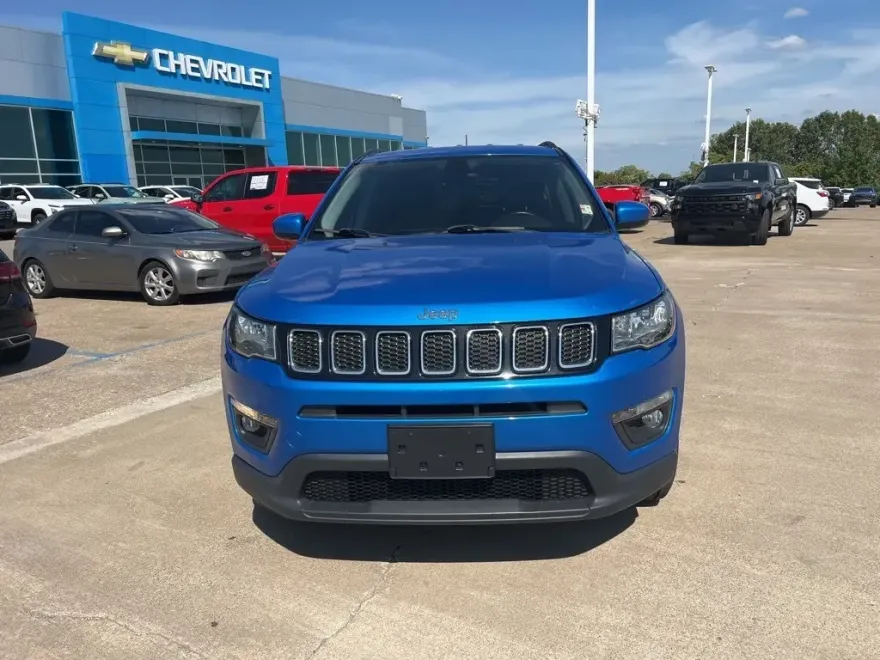 2018 Jeep Compass Latitude photo 1