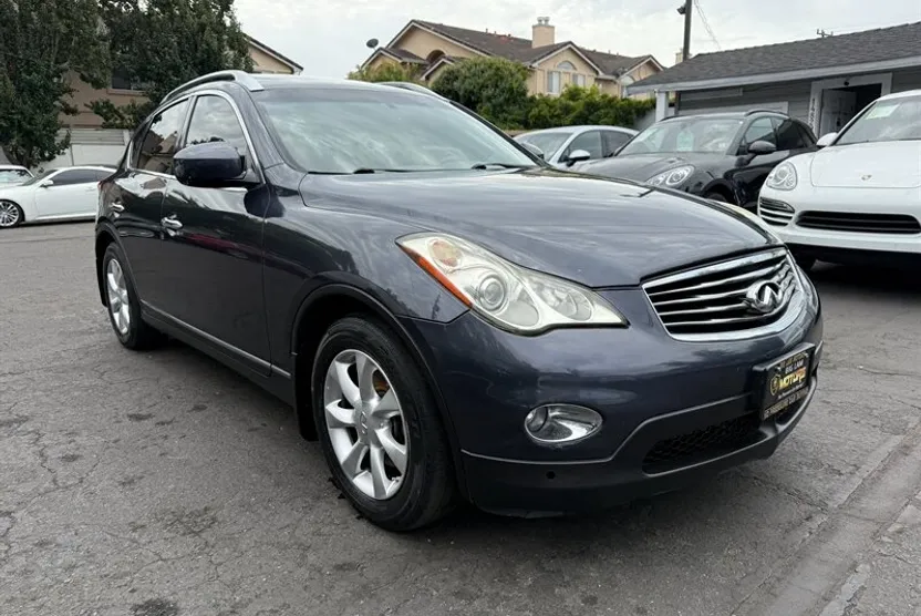 2010 Infiniti EX35 Base photo 1