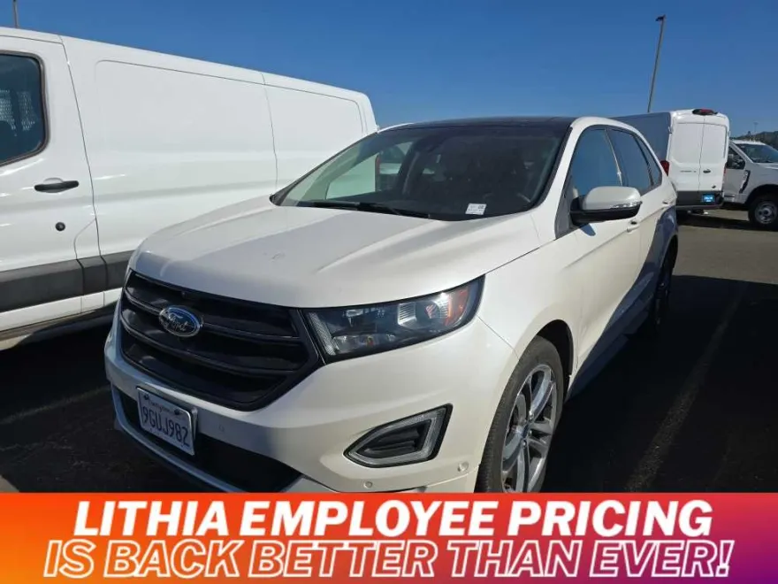 2016 Ford Edge Sport photo 1