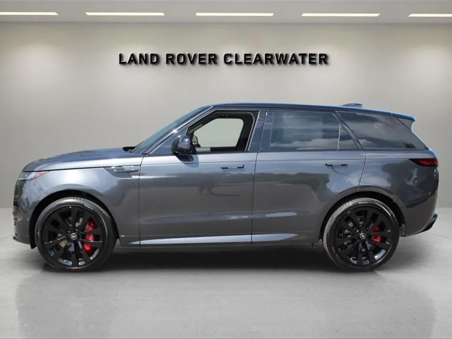 2025 Land Rover Range Rover Sport SE photo 1