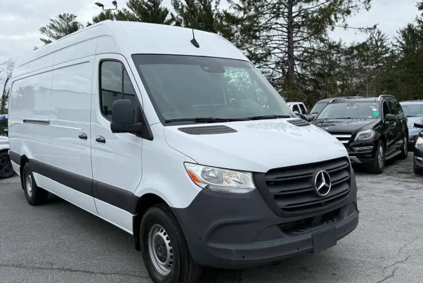 2023 Mercedes Benz Sprinter 2500 photo 1