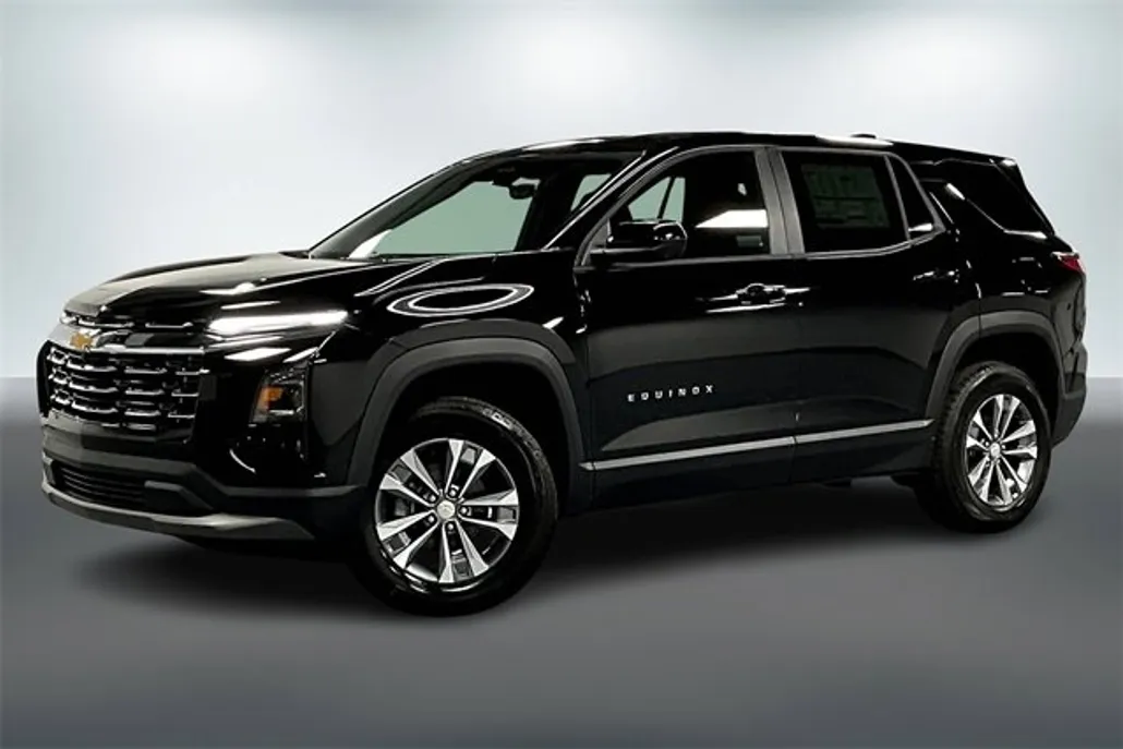 2026 Chevrolet Equinox LT photo 1