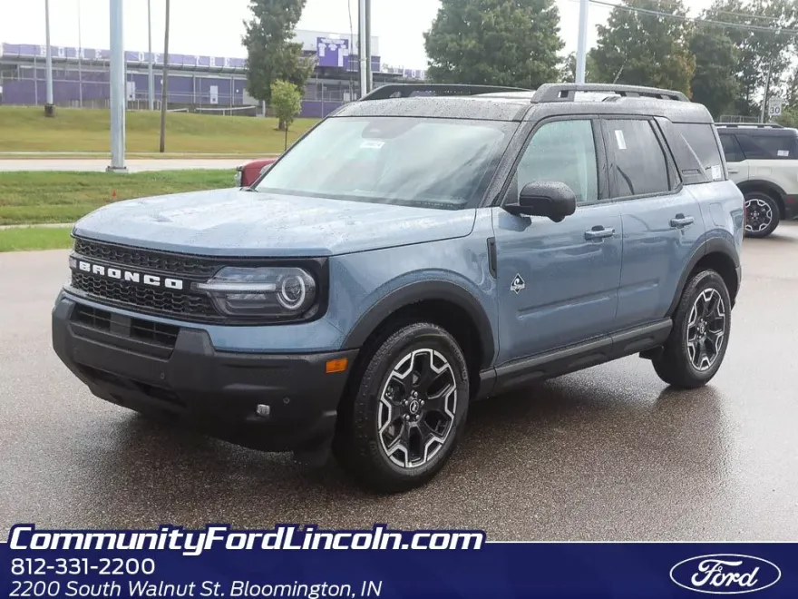 2025 Ford Bronco Sport Outer Banks photo 1