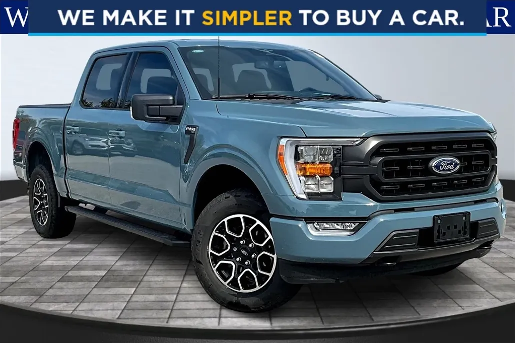 2023 Ford F-150 XLT photo 1