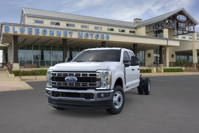 2026 Ford F-350 XL photo 1