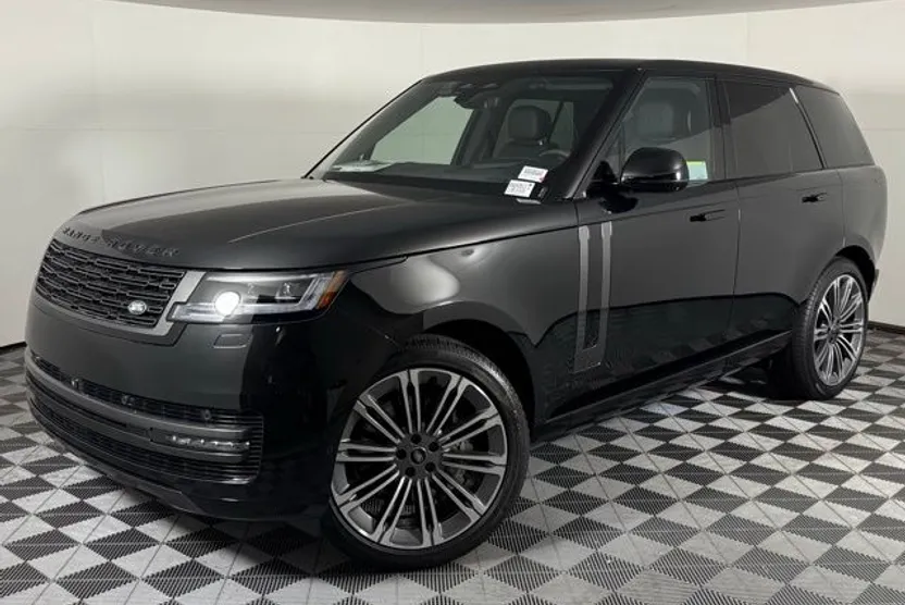 2025 Land Rover Range Rover SE photo 1