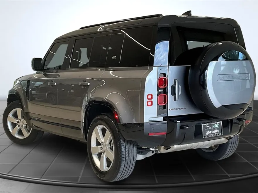 2024 Land Rover Defender 110 X-Dynamic SE photo 1