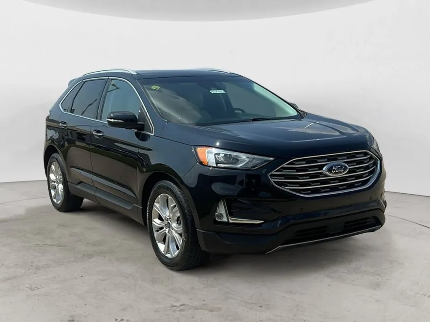 2020 Ford Edge Titanium photo 1