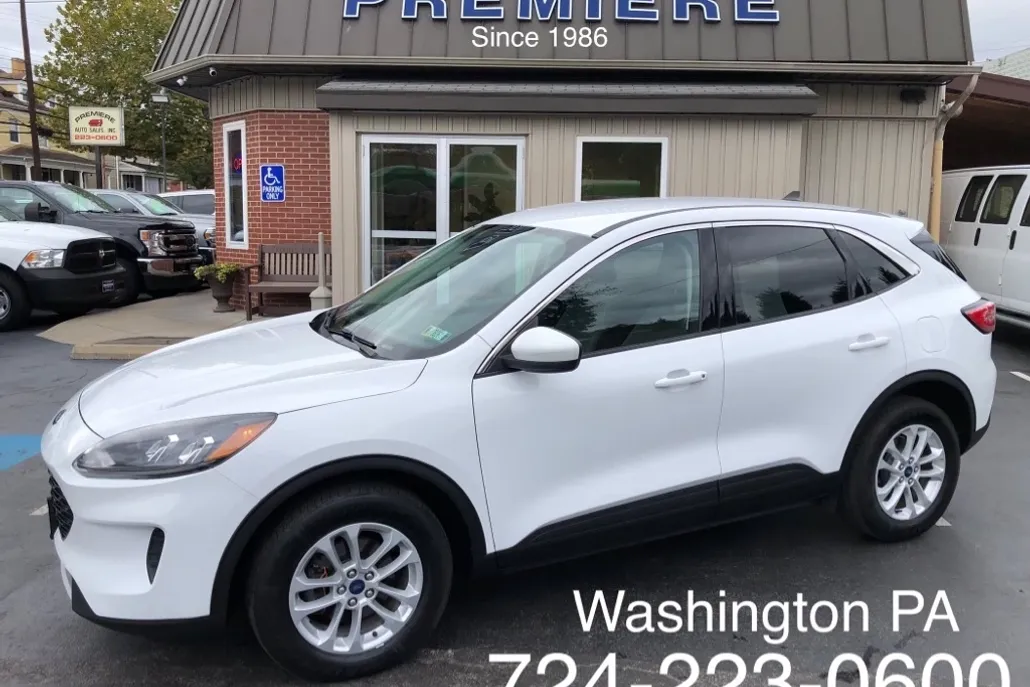 2021 Ford Escape SE photo 1