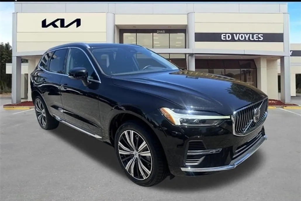 2022 Volvo XC60 Recharge Hybrid T8 Inscription photo 1