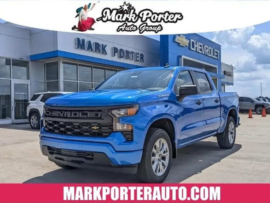 2025 Chevrolet Silverado 1500 Custom photo 1