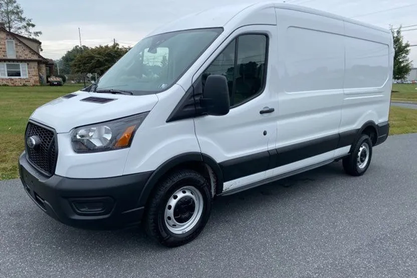 2023 Ford Transit Cargo Van photo 1