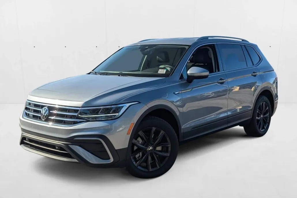 2024 Volkswagen Tiguan SE Sport photo 1