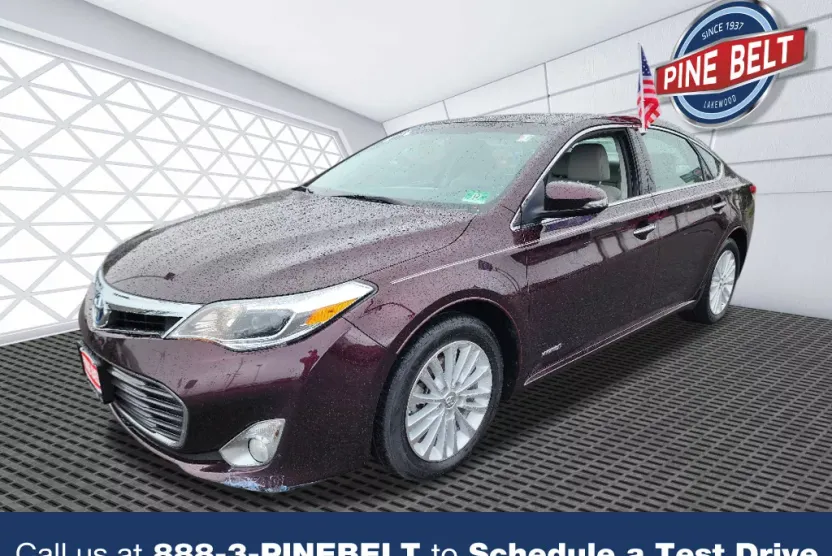 2013 Toyota Avalon Hybrid XLE Premium photo 1