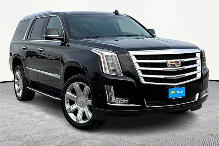 2019 Cadillac Escalade Luxury photo 1