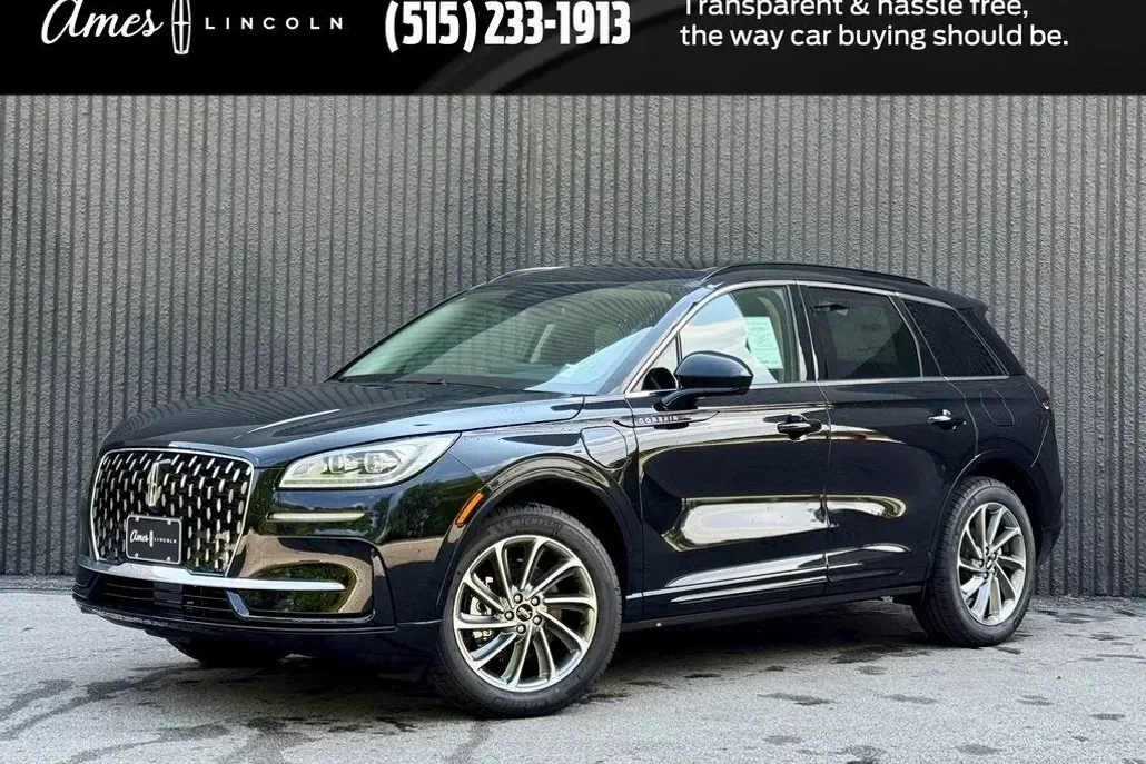 2025 Lincoln Corsair Grand Touring photo 1