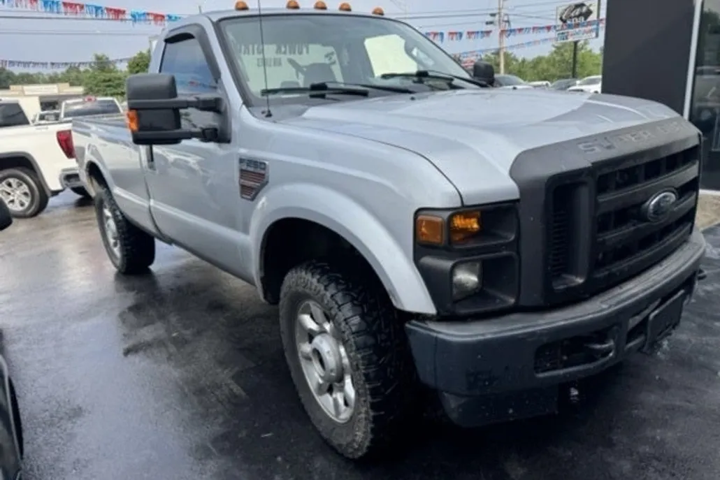 2010 Ford F-250 photo 1