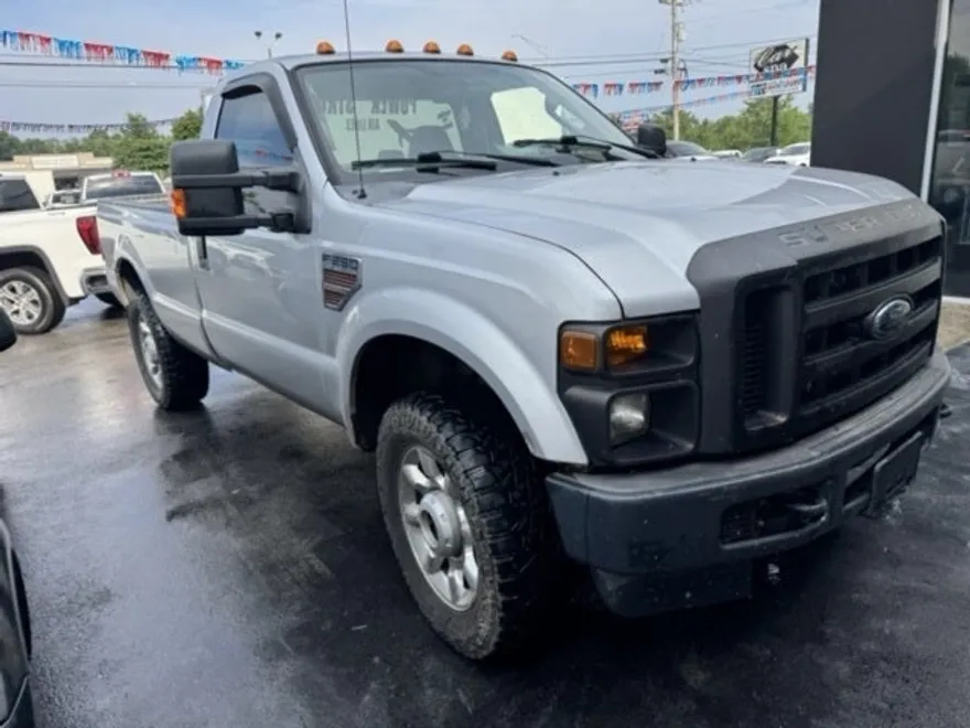 2010 Ford F-250 photo 1