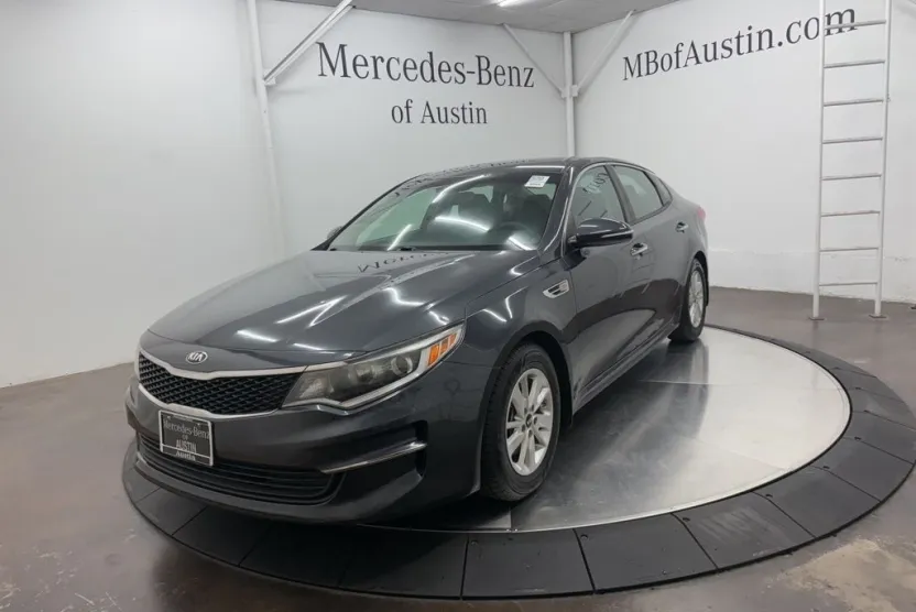 2017 Kia Optima 1.6T LX photo 1