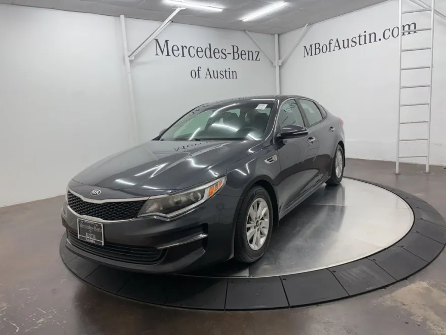2017 Kia Optima 1.6T LX photo 1