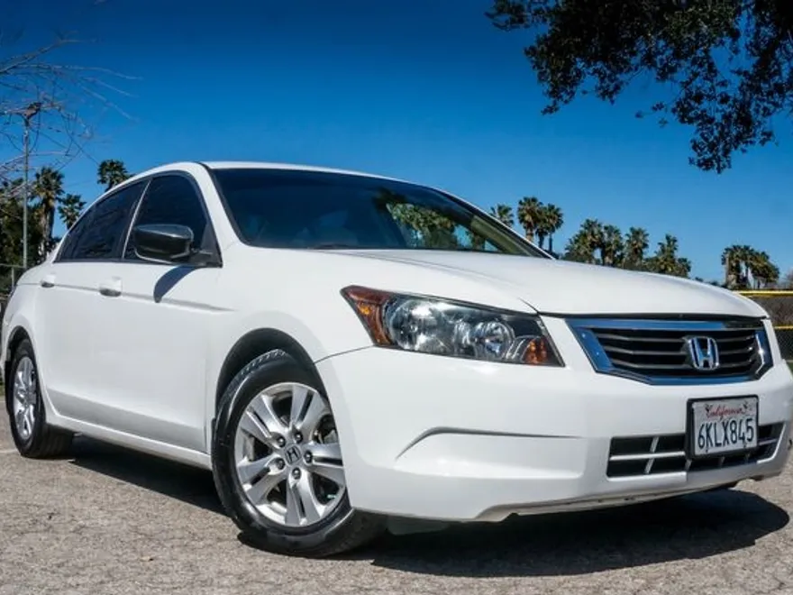 2009 Honda Accord LX-P photo 1