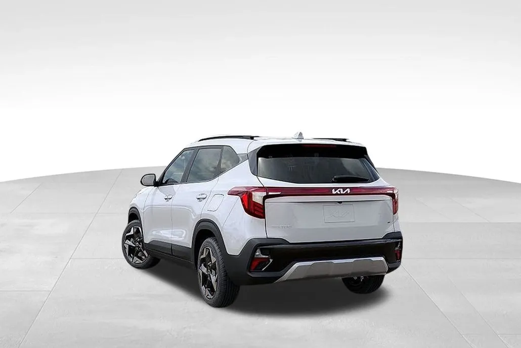 2026 Kia Seltos S photo 1
