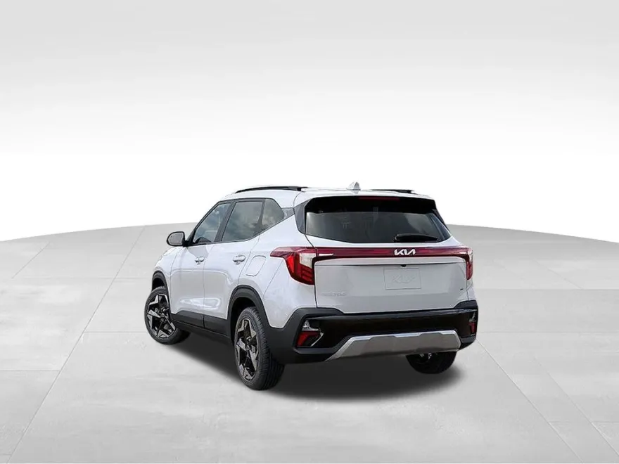 2026 Kia Seltos S photo 1