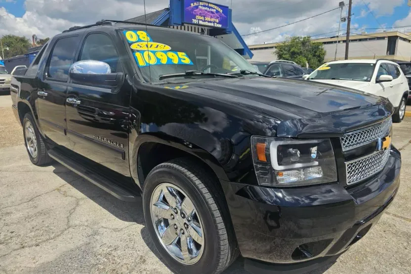 2008 Chevrolet Avalanche LTZ photo 1